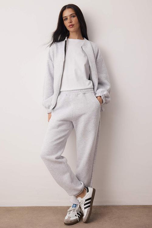 3-Piece Cotton T-Shirt Sweatpants and Stand-Up Collar Zip-Up Tracksuit Set - Grey