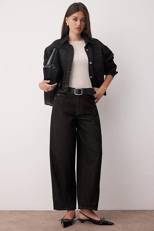 Stitching Detail Baggy Wide Fit Jeans - Black