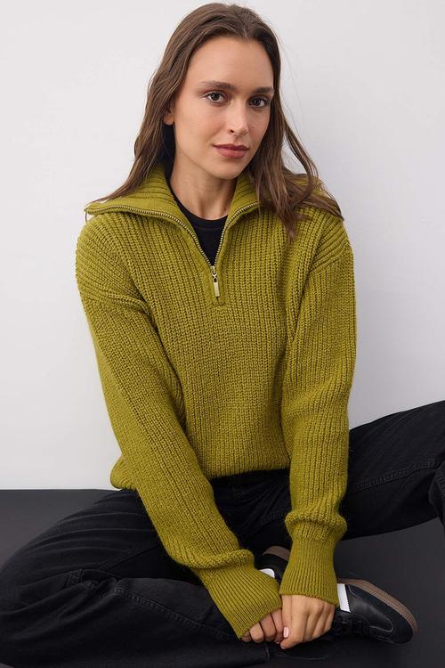 Wardrobe Essentials Soft Textured Knitwear Sweater - Oil Green