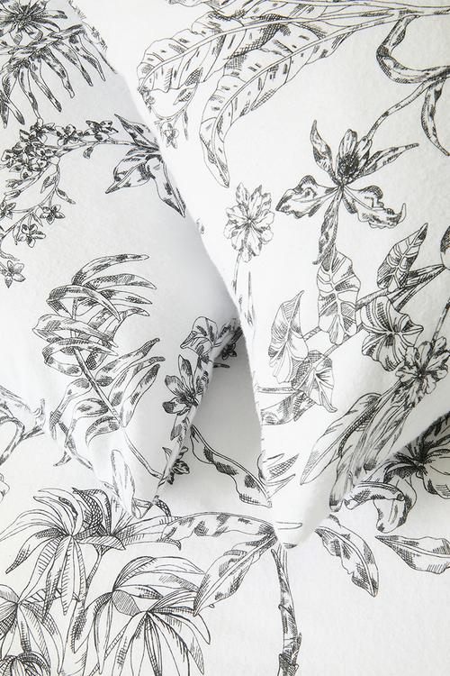 Brushed Winter Stencil Floral Cotton Blend Duvet Set - white