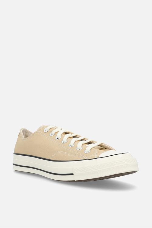 CHUCK 70