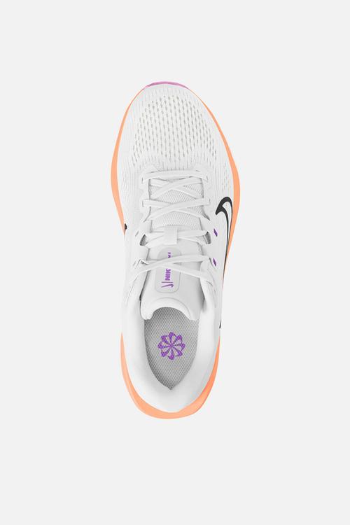 Nike Quest 6