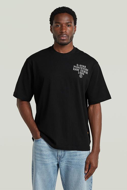 Graphic boxy r t