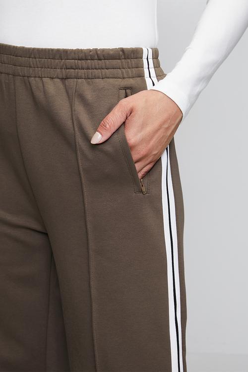 High Waist Elasticated Wide Leg Fleece Pant With Side Tape - Bitter Chocolate