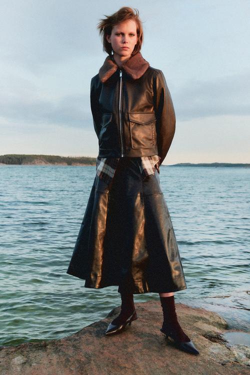 Collared coated jacket - dark brown