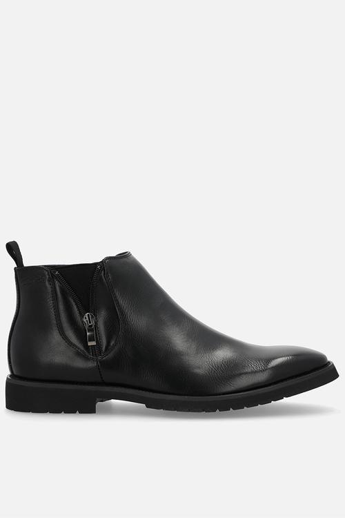 Pascual - black