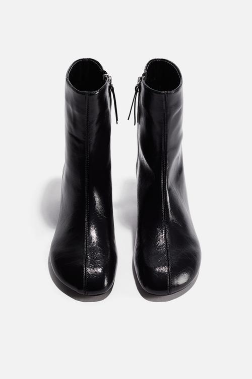 Ankle boots - black