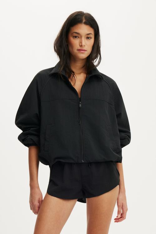 Offside Windbreaker - Black