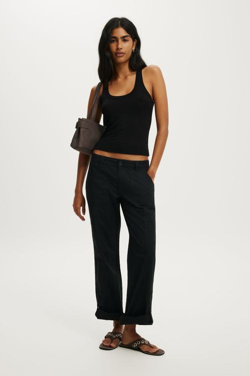Sheer layer scoop tank - black