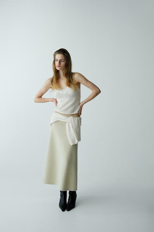 Top encarna- light beige