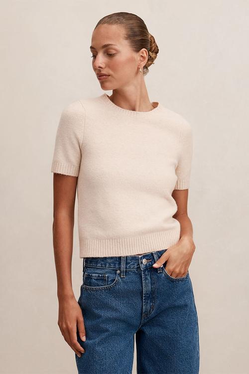Lucy knitted t-shirt in neutral pink