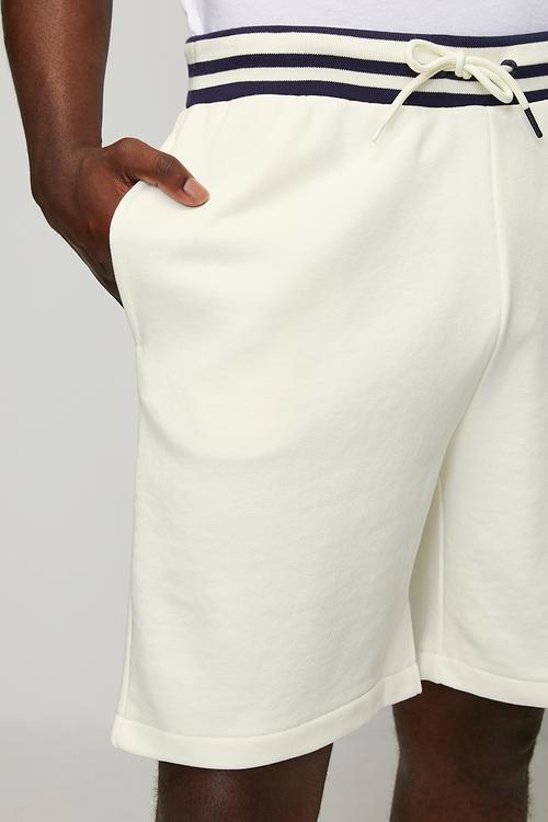 Lawn club short - chalk