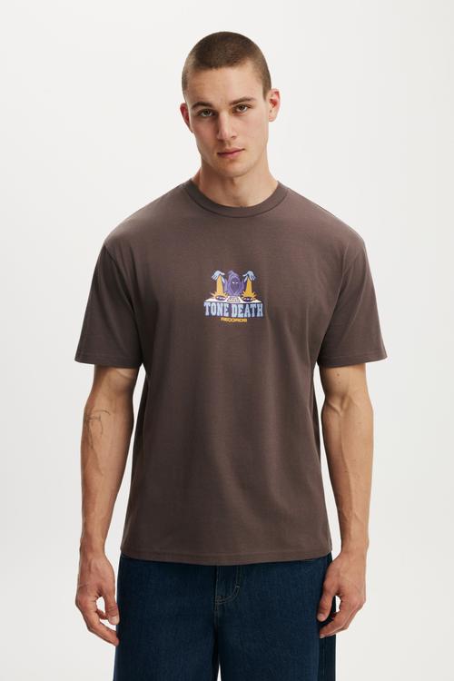 Everyday Fit Graphic T-Shirt - Washed Chocolate / Tone Death