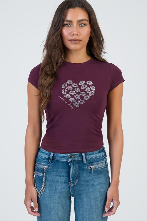 Own The Moment T-Shirt - Burgundy