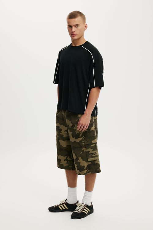 Cropped Fit T-Shirt - Black/White