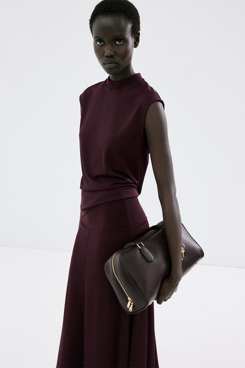 Top arlet- dark red
