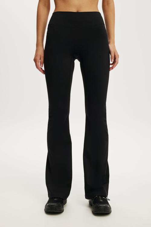 Ultra Soft Contour Flare - Black