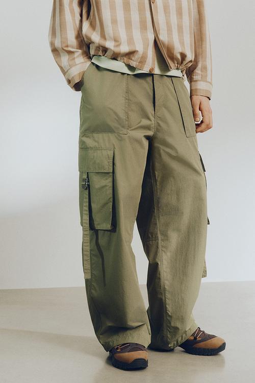H&M Atelier: Loose fit cargo trousers - khaki green