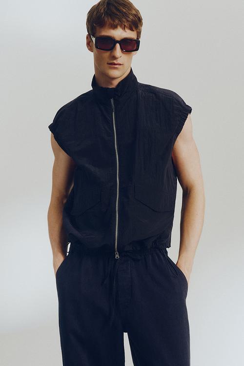 H&M Atelier: Nylon gilet - navy blue