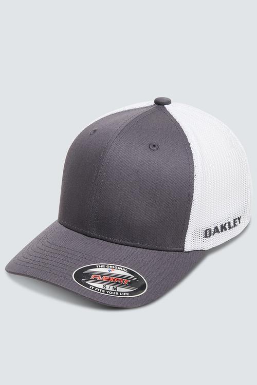 Golf Cresting Trucker - Grey