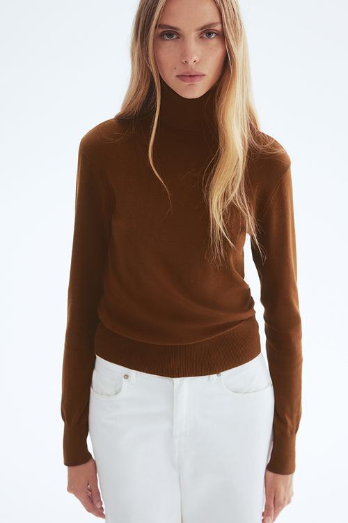 Polo-neck jumper - brown