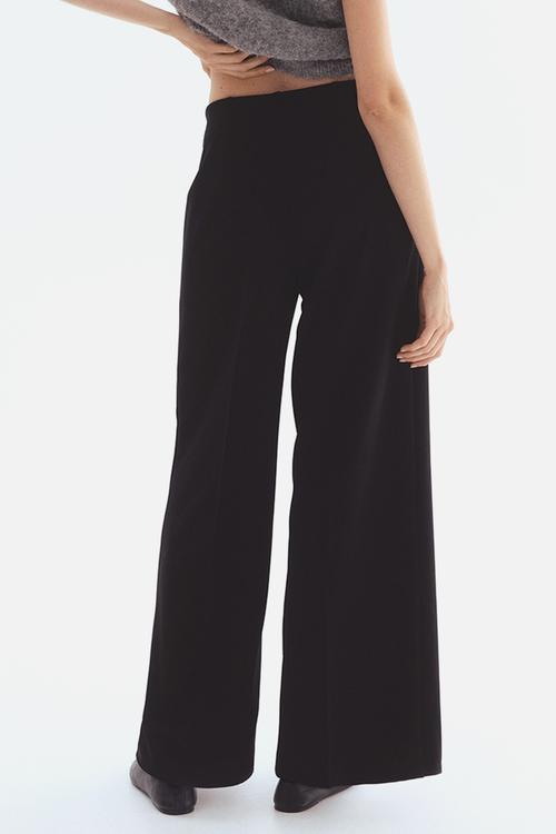 Straight trousers - black