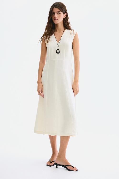 Sleeveless midi dress - cream