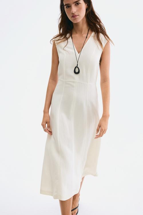Sleeveless midi dress - cream