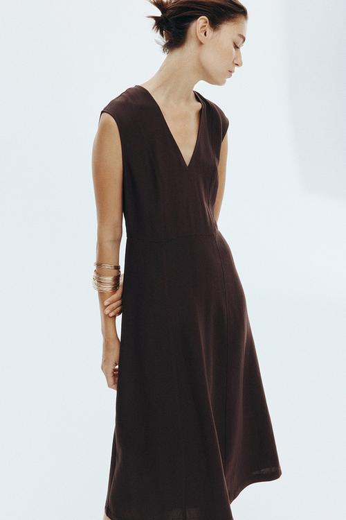 Sleeveless midi dress - dark brown