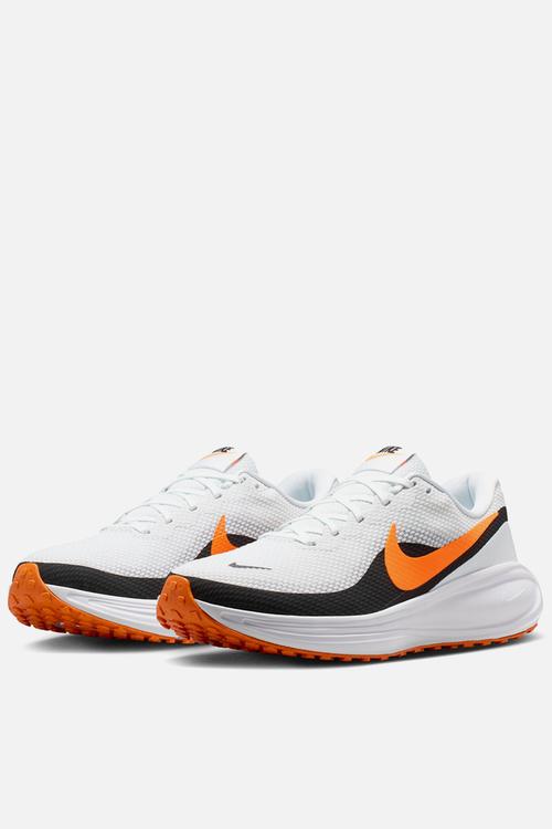 Nike Revolution 8