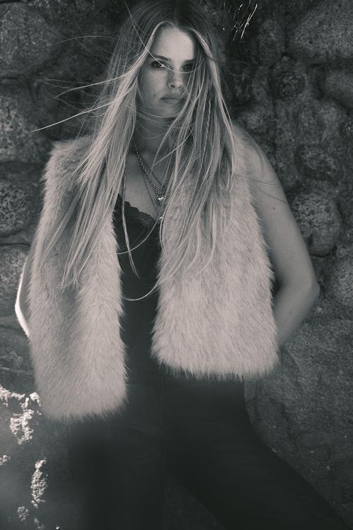 Fluffy gilet - beige
