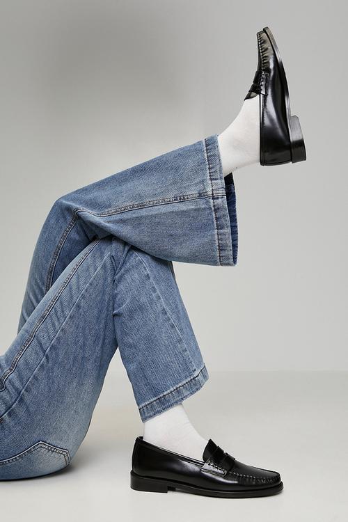 High Waisted Wide Leg Denim Jean With Kick Flare Hem - Mid Denim
