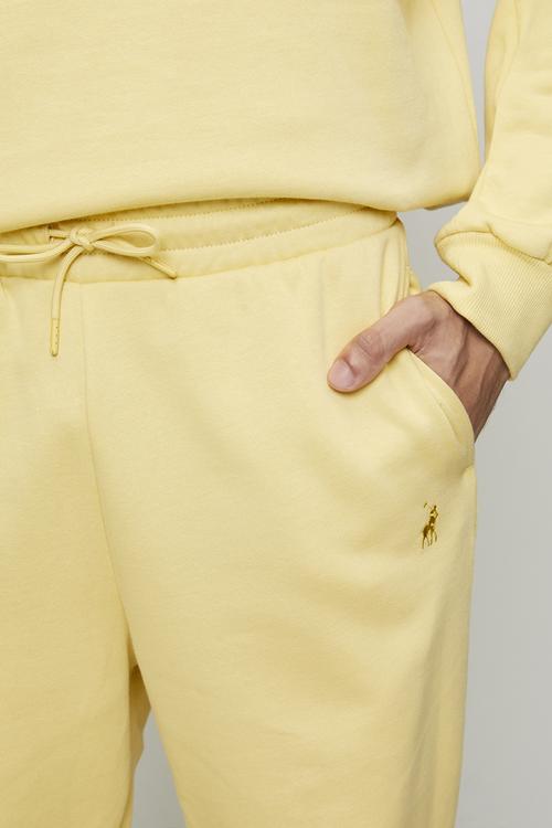 Aakil Essential Fleece Jogger - Yellow