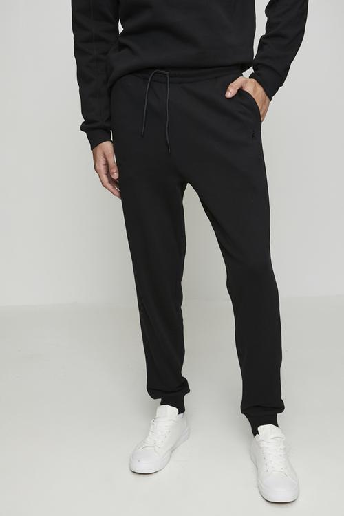 Aakil Essential Fleece Jogger - Black