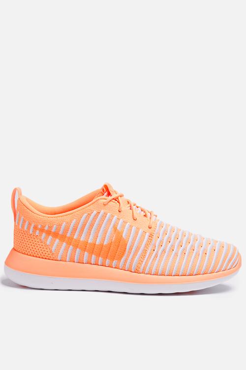 W Roshe Two Flyknit