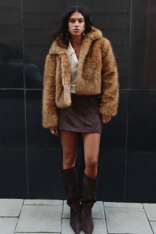 Cropped fluffy jacket - dark beige