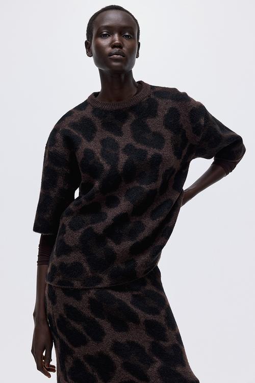 Boxy jacquard-knit jumper - dark brown/leopard print 