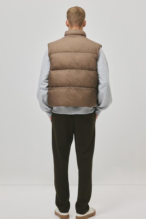 Regular fit water-repellent puffer gilet - dark beige