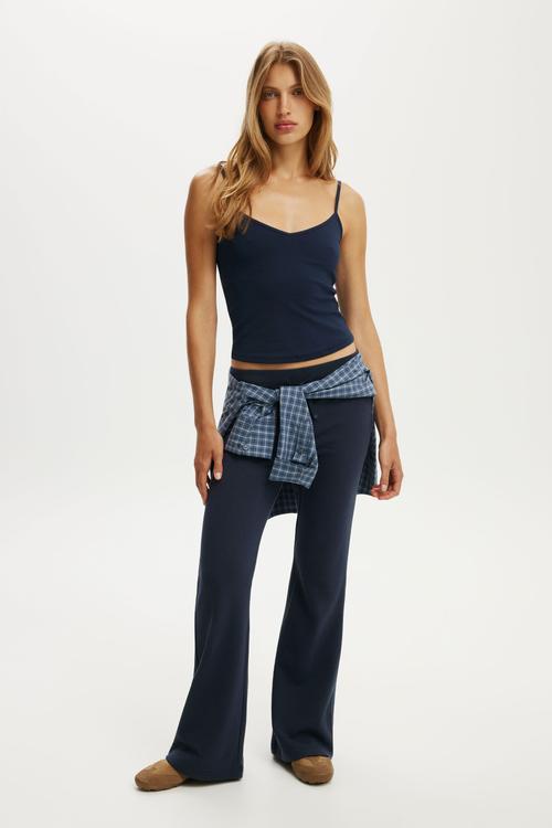 Low rise bootleg sweatpant - shadow navy