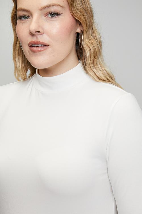 Plus Luxe Poloneck Essential - Milk