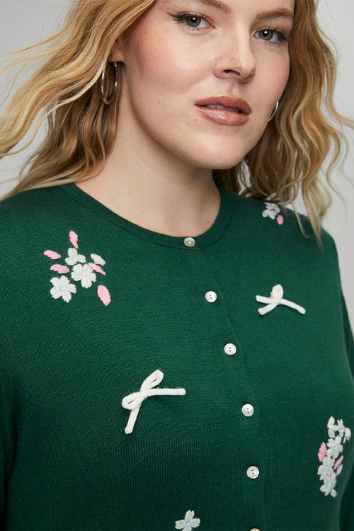 Plus Lightweight Cardigan with Embroidered Flower - Green