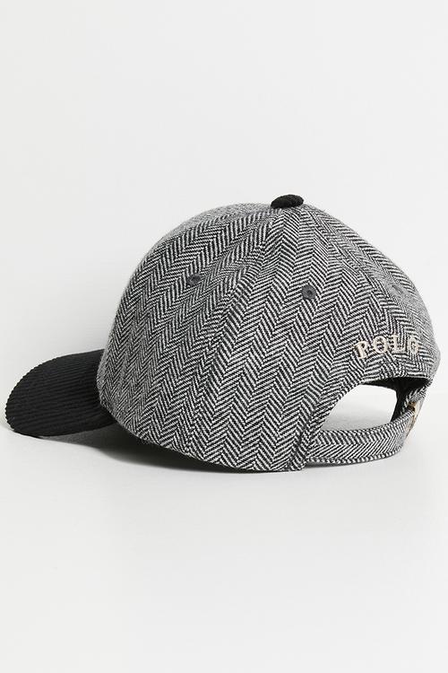 6 Panel Herringbone Peak - Black
