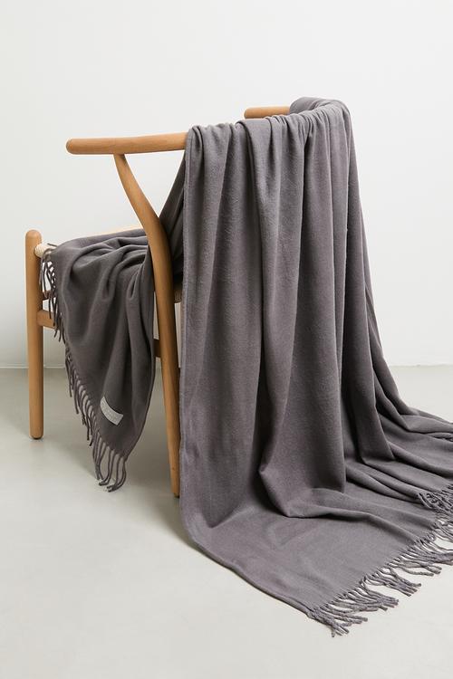 Melody Throw - Iron