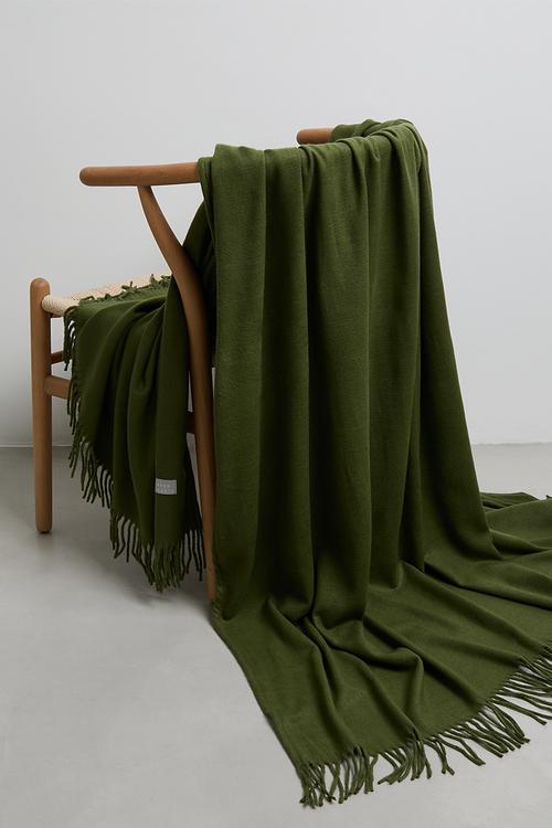 Melody Throw - Hunter