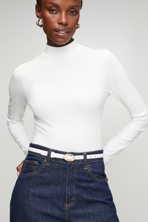 Ayla Skinny Oval Buckle Belt - White