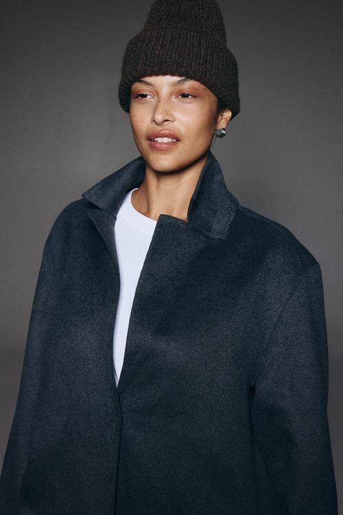 Soft-brushed beanie - brown