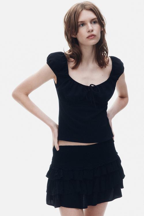Drawstring-detail top - black