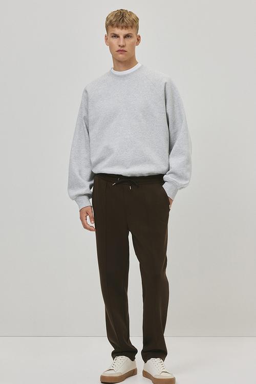Regular fit tailored joggers - brown  