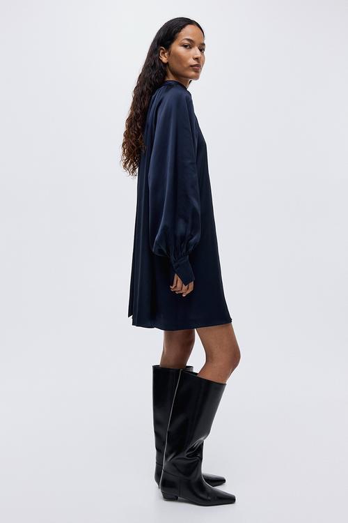 Scarf-detail satin dress - navy blue