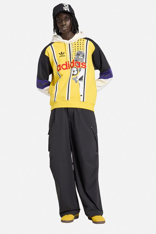 ARCHIVE FOOTBALL GRAPHIC HOODIE - Eqt Yellow